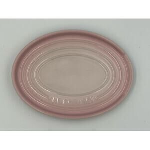 Le Creuset Stoneware Oval Spoon Rest Shell Pink NEW